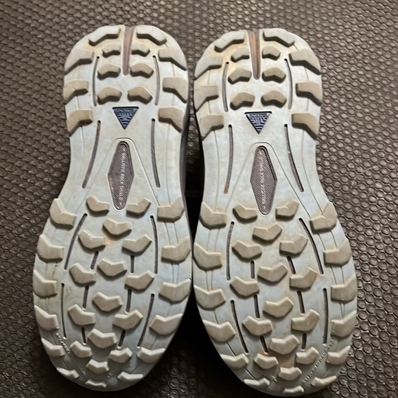 Brooks girls cascadia 16 size 6Girls - Picture 3 of 4